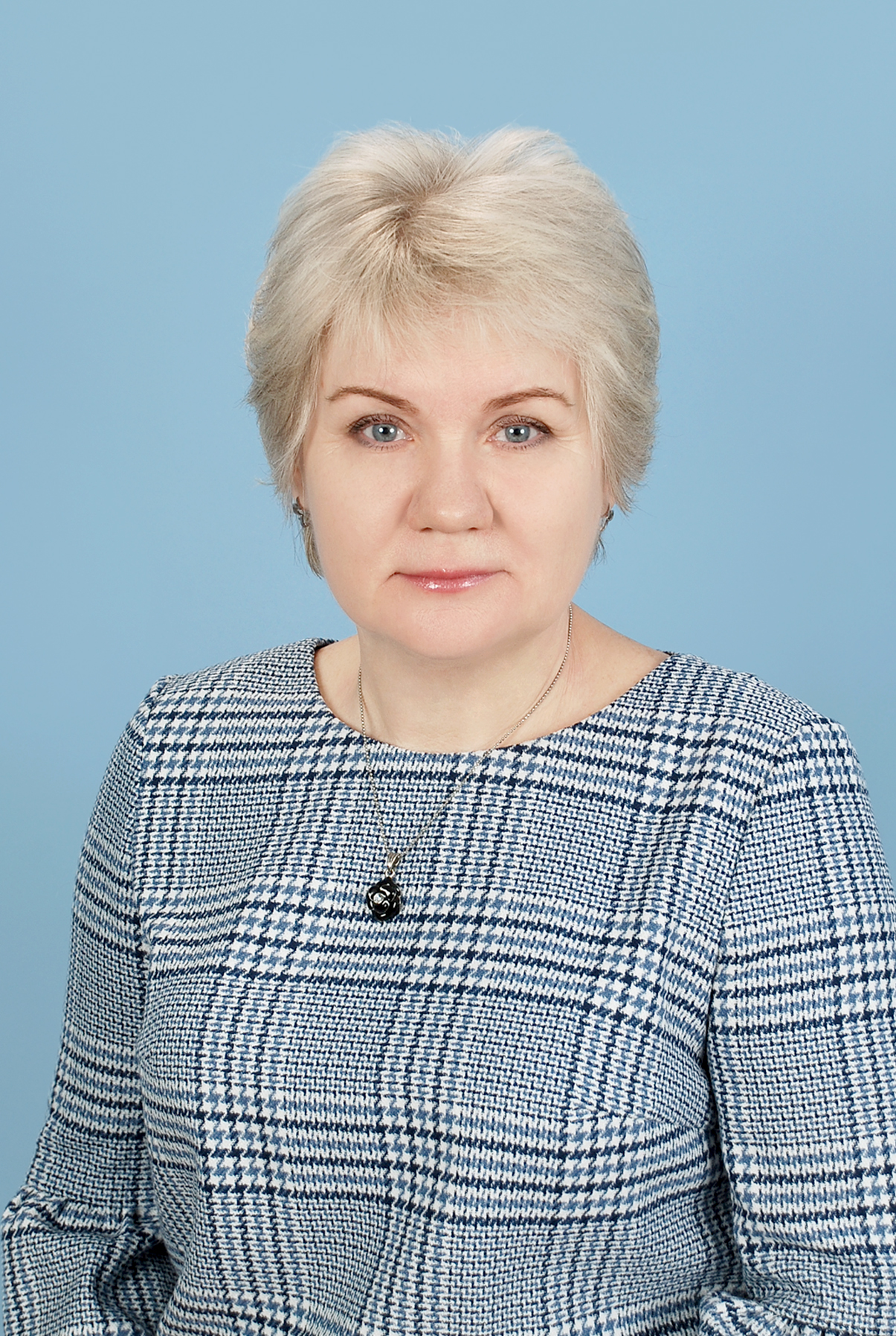Быченкова Лариса Константиновна.